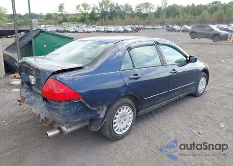 2006 Honda Accord 2.4 Vp z USA, uszkodzony, nr VIN 1HGCM56116A174128